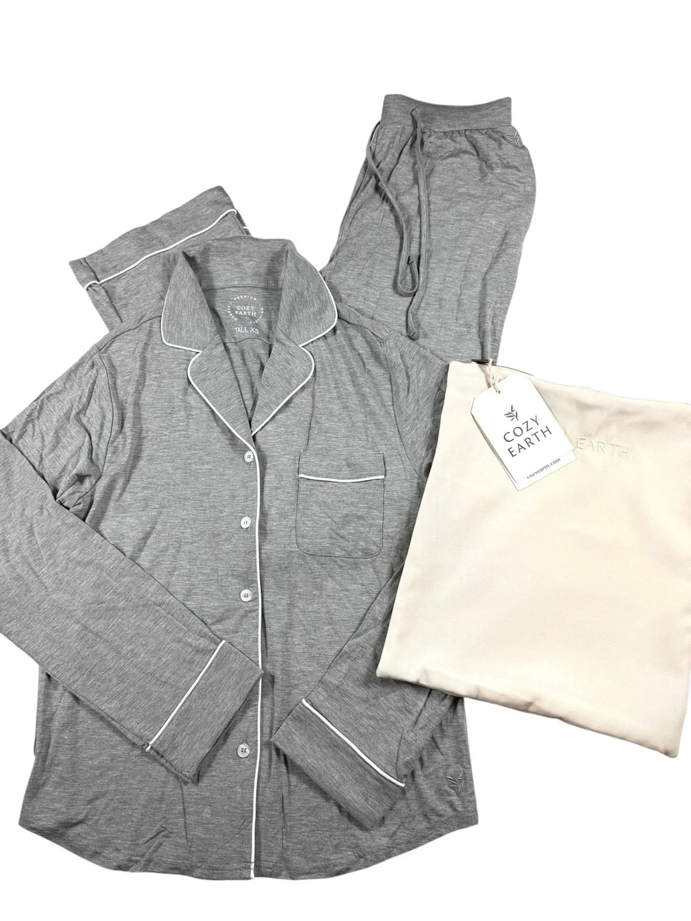 Cozy Earth Long Sleeve Stretch Knit Bamboo PJ Set, NWT, XS Tall.